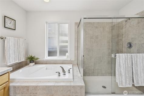 11922 82nd Place NE Kirkland WA 98034