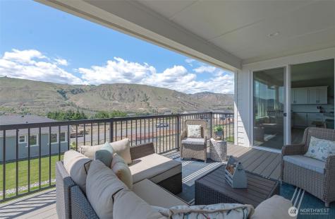 1580 S Kelvin Court East Wenatchee WA 98802