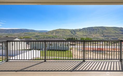 1580 S Kelvin Court East Wenatchee WA 98802
