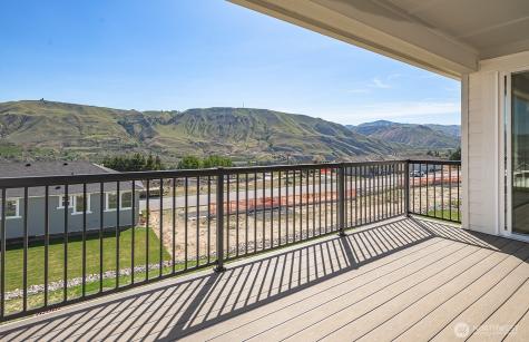 1580 S Kelvin Court East Wenatchee WA 98802