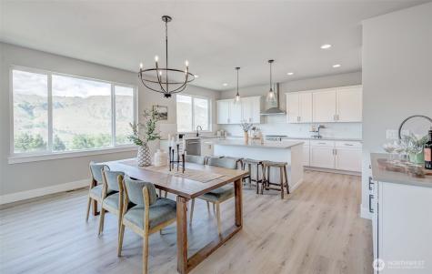 1580 S Kelvin Court East Wenatchee WA 98802