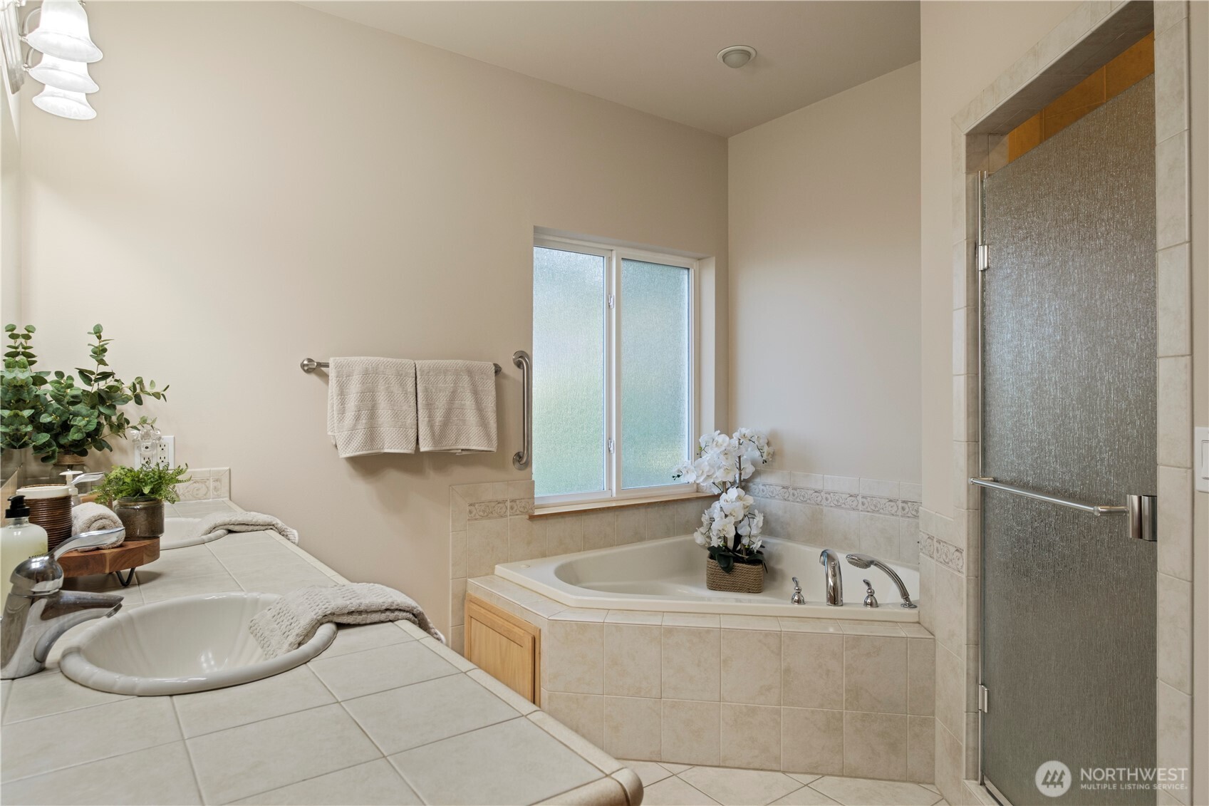 8151 E Seaview Drive Port Orchard WA 98366