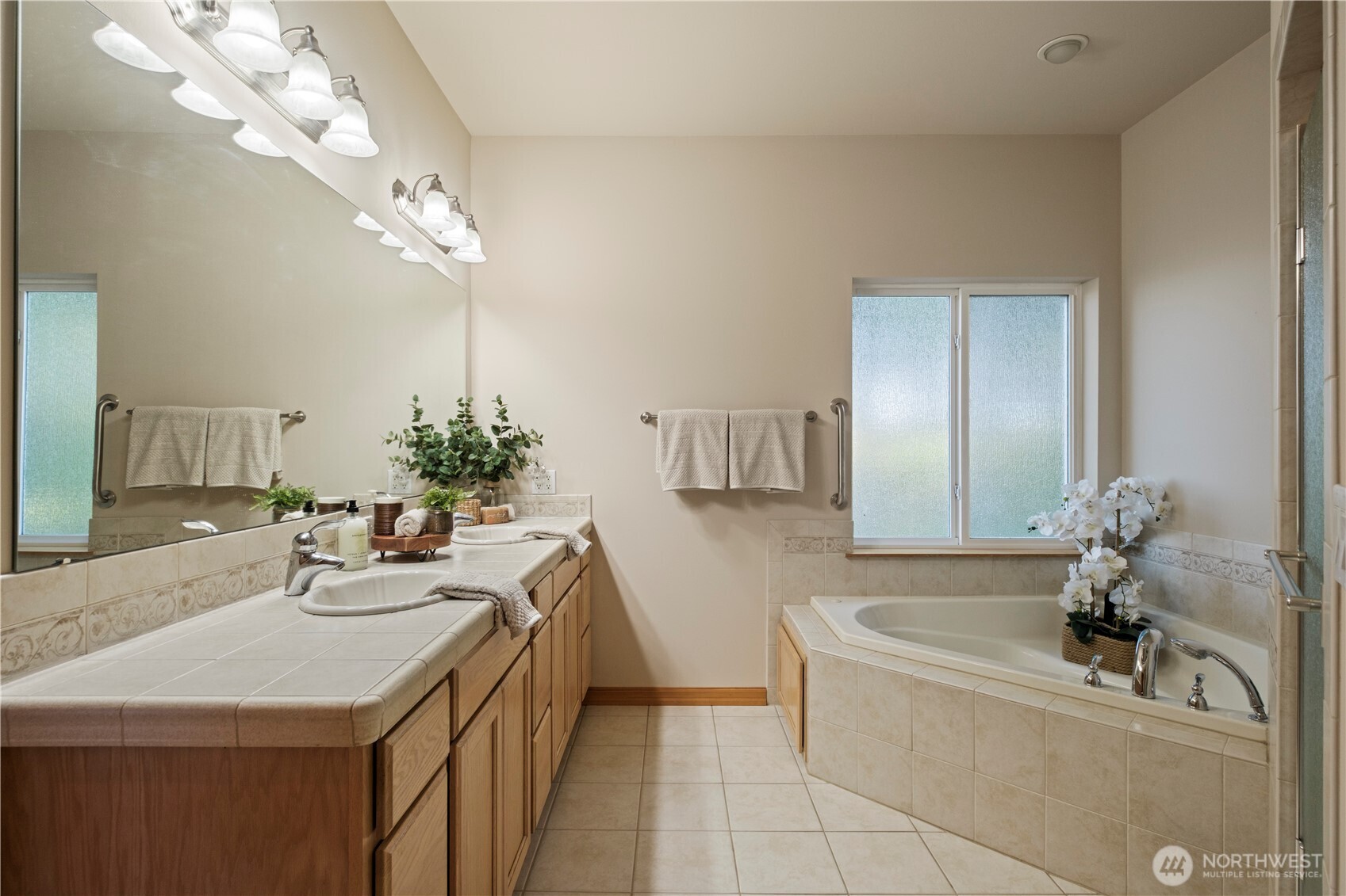 8151 E Seaview Drive Port Orchard WA 98366