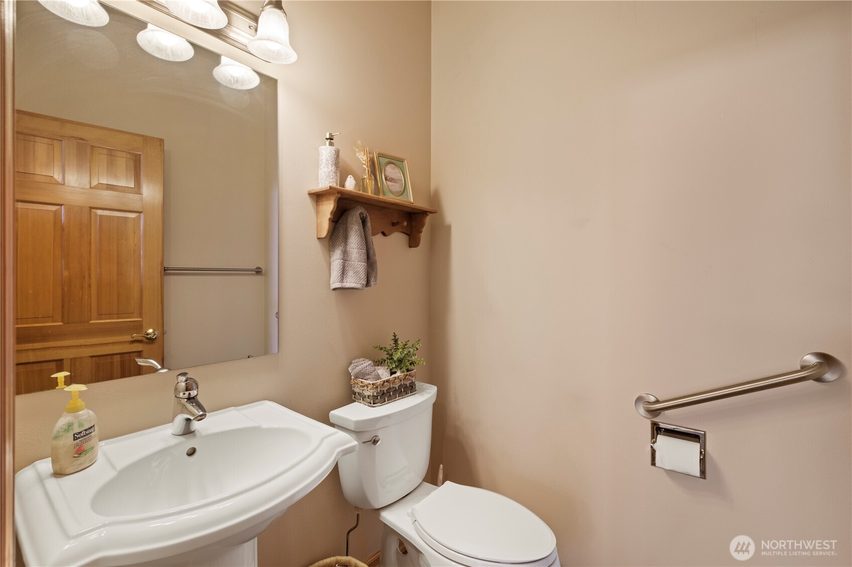 8151 E Seaview Drive Port Orchard WA 98366