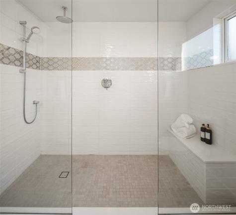 7025 23rd Avenue NW Seattle WA 98117