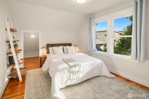 7025 23rd Avenue NW Seattle WA 98117