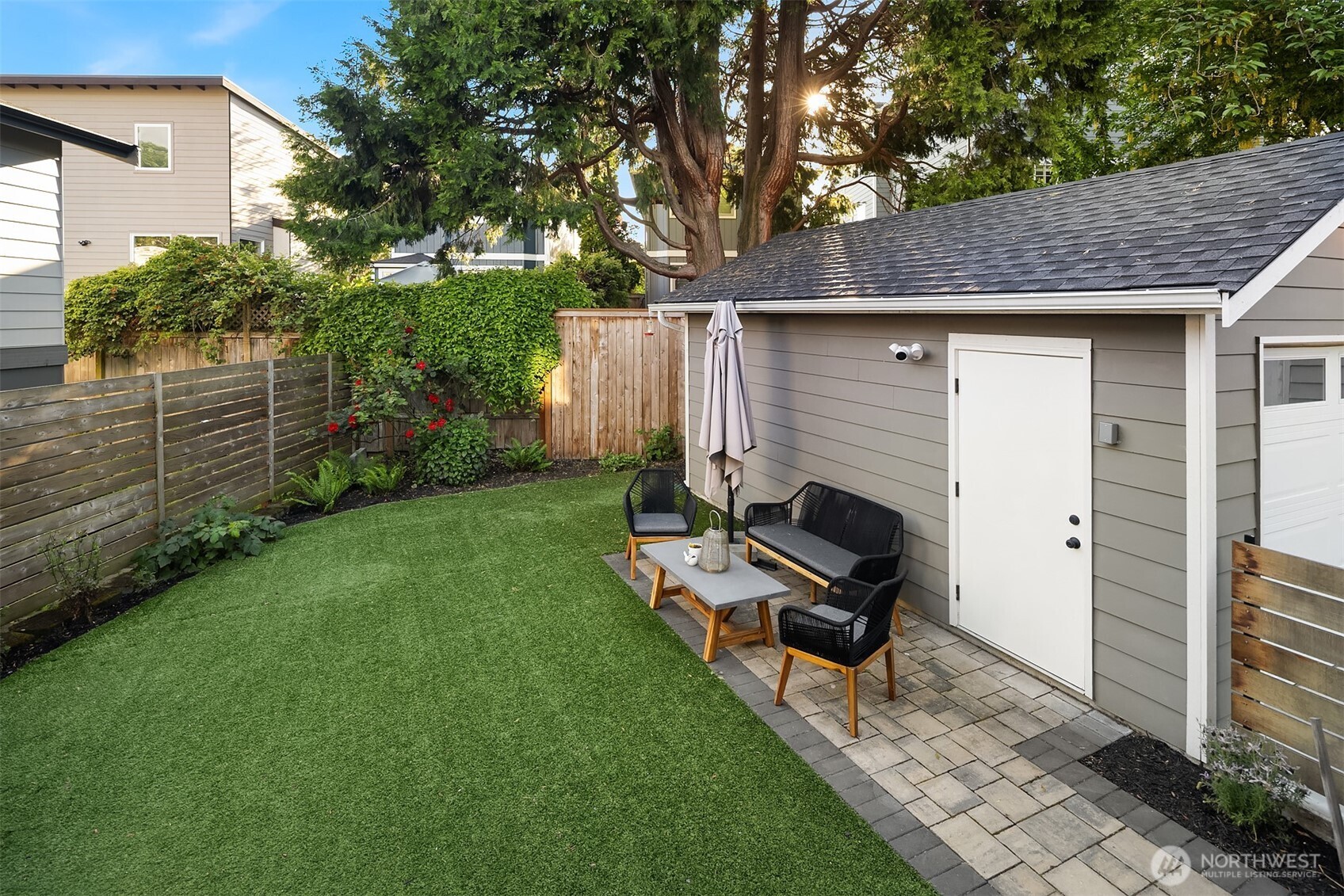 7025 23rd Avenue NW Seattle WA 98117