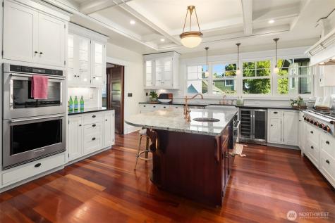 7025 23rd Avenue NW Seattle WA 98117