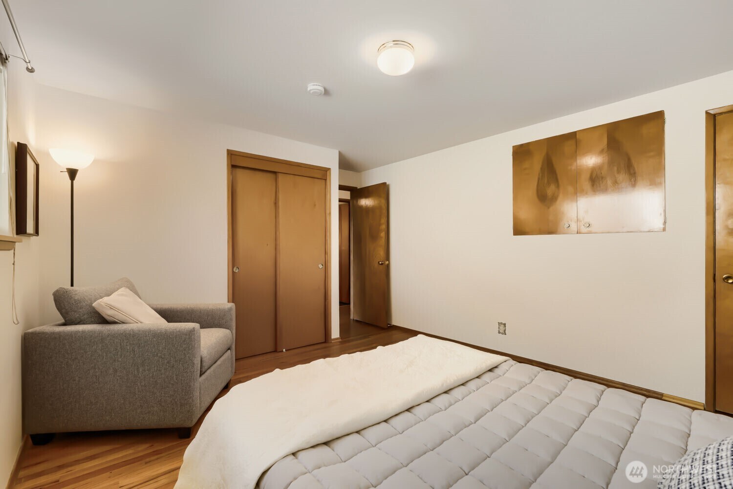 3056 50th Avenue SW Seattle WA 98116