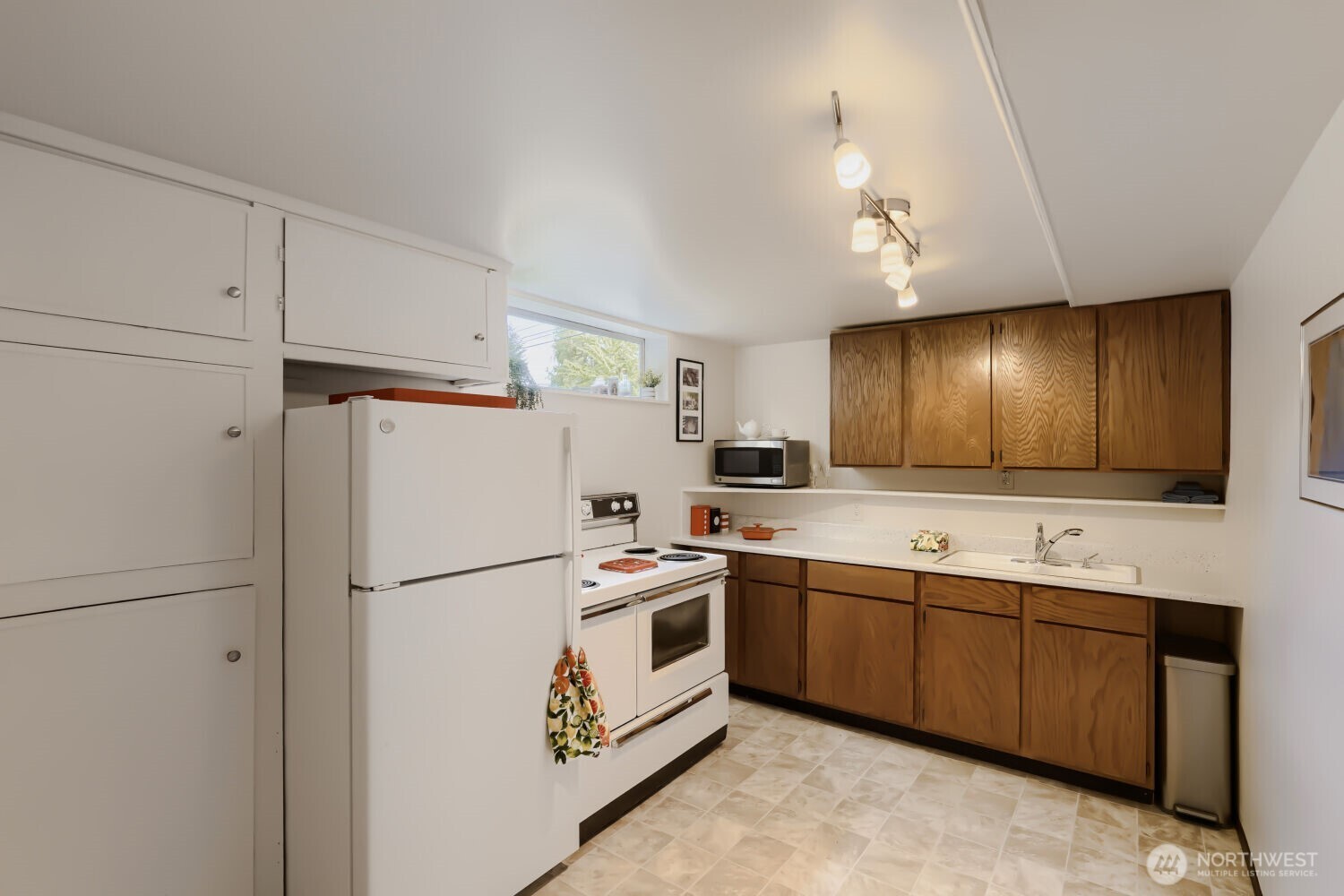3056 50th Avenue SW Seattle WA 98116