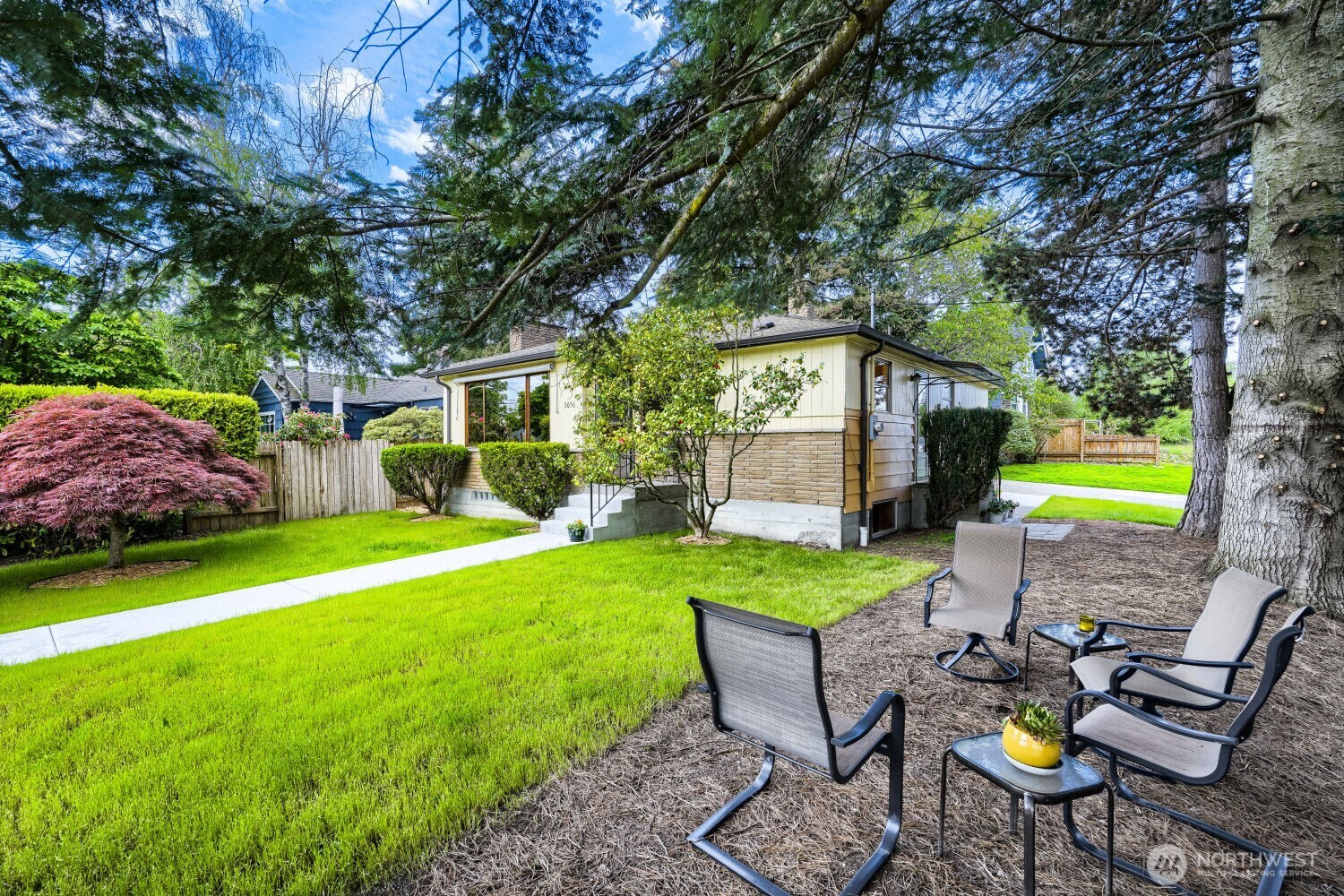 3056 50th Avenue SW Seattle WA 98116