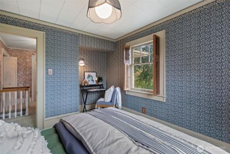 1875 E Hamlin Street Seattle WA 98112