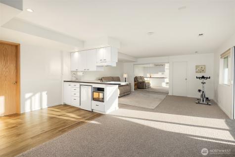 7081 47th Avenue W Mukilteo WA 98275