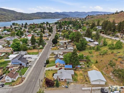 233 E Gibson Chelan WA 98816