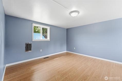 233 E Gibson Chelan WA 98816
