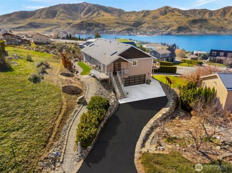 204 Stehekin Way Chelan WA 98816