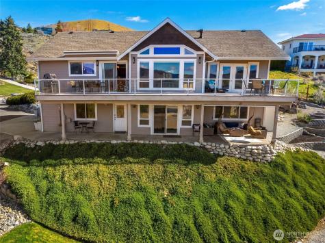 204 Stehekin Way Chelan WA 98816