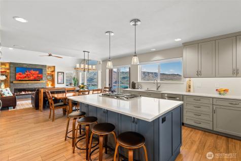 204 Stehekin Way Chelan WA 98816