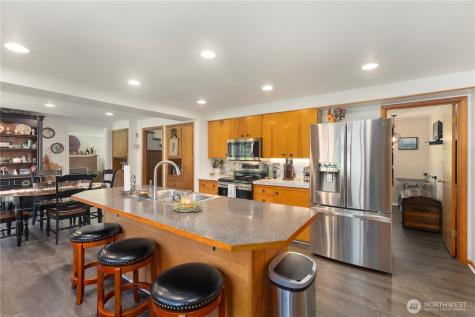 1089 State Route 4 Naselle WA 98638