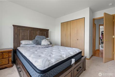 13617 68th Avenue Court E Puyallup WA 98373