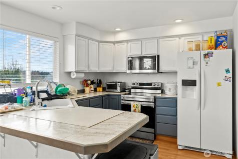 13617 68th Avenue Court E Puyallup WA 98373