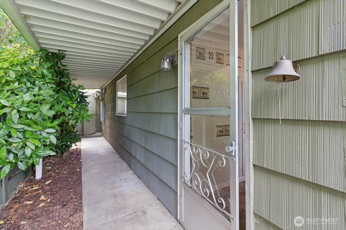 3717 Mathews Drive NW Bremerton WA 98312