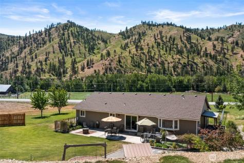 6132 Entiat River Road Entiat WA 98822
