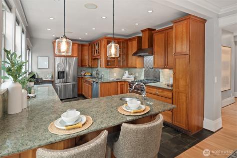 159 Blaine Street Seattle WA 98109