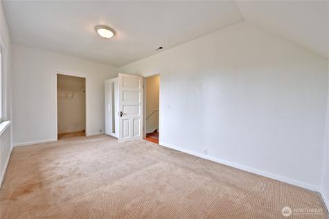 512 S 35th Street Tacoma WA 98418