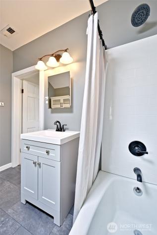 512 S 35th Street Tacoma WA 98418