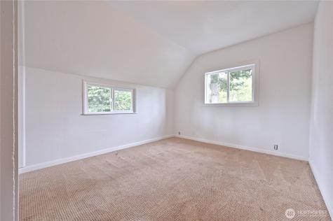 512 S 35th Street Tacoma WA 98418