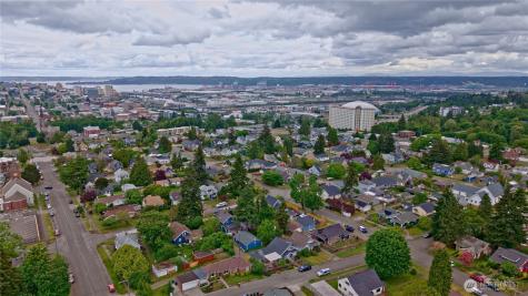 512 S 35th Street Tacoma WA 98418