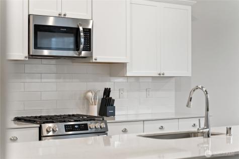 19802 137th Avenue E Graham WA 98338