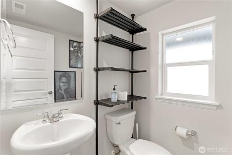 19802 137th Avenue E Graham WA 98338
