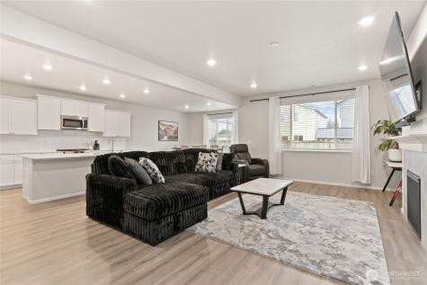 19802 137th Avenue E Graham WA 98338