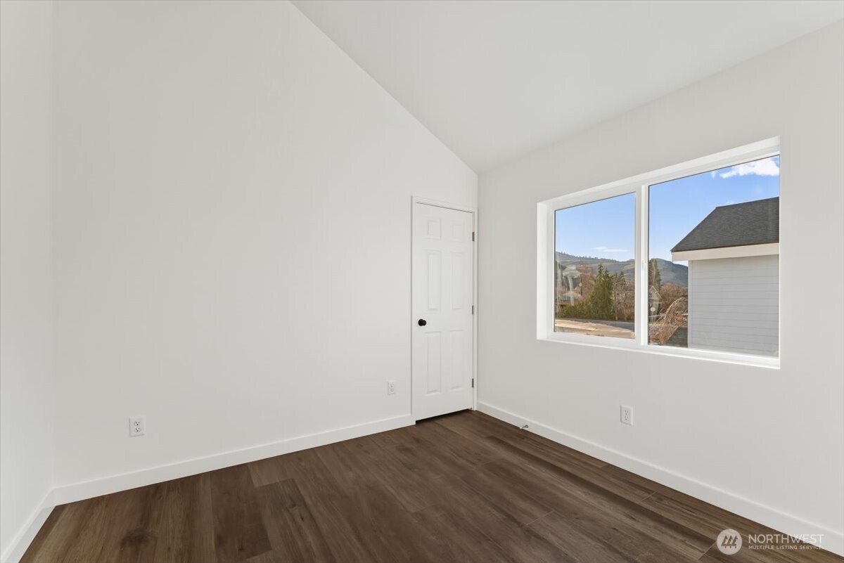409 E Okanogan Avenue Chelan WA 98816