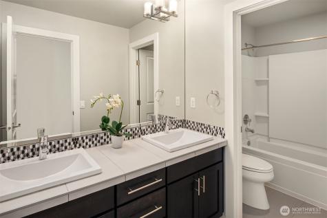 9726 Slater Avenue NE Kirkland WA 98033