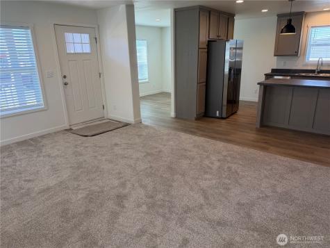 402 Maple Avenue Sunnyside WA 98944