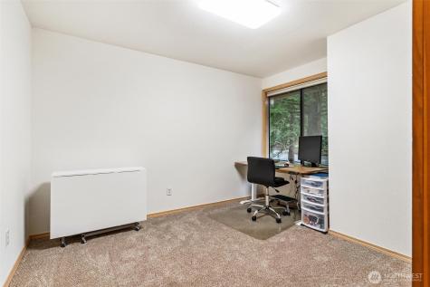 22934 SE 37th Street Sammamish WA 98075