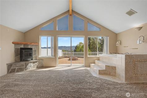 209 W Peters Street Wenatchee WA 98801