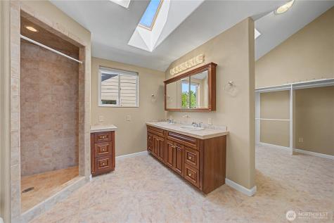 209 W Peters Street Wenatchee WA 98801