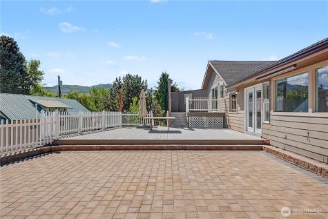 209 W Peters Street Wenatchee WA 98801