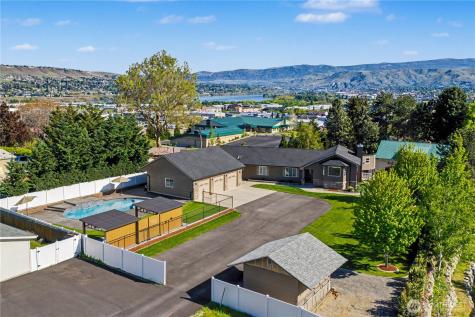 209 W Peters Street Wenatchee WA 98801