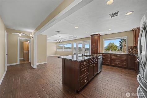 209 W Peters Street Wenatchee WA 98801