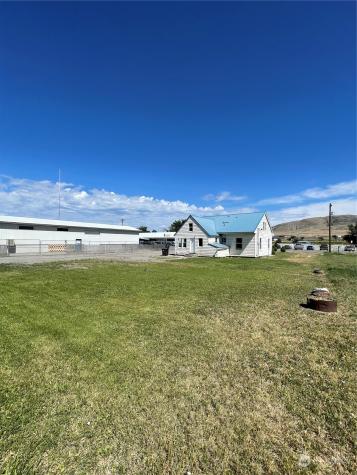 1579 2nd Avenue N Okanogan WA 98840