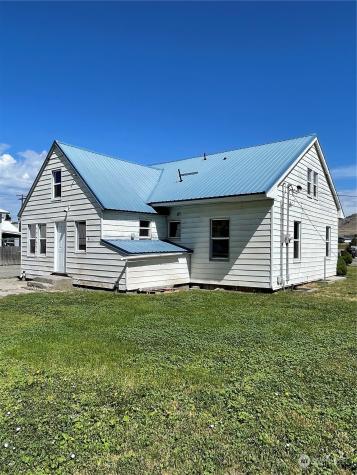 1579 2nd Avenue N Okanogan WA 98840