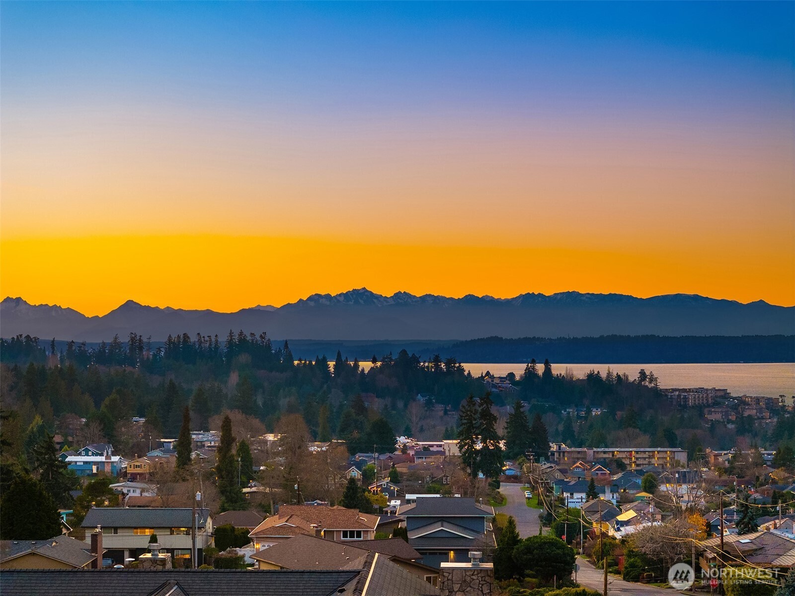 1108 9th Avenue S Edmonds WA 98020