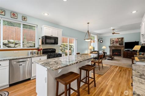 22116 99th Place S Kent WA 98031