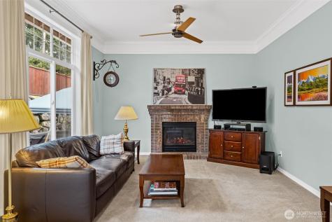 22116 99th Place S Kent WA 98031