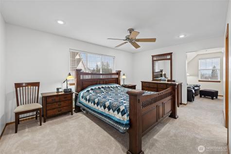 22116 99th Place S Kent WA 98031